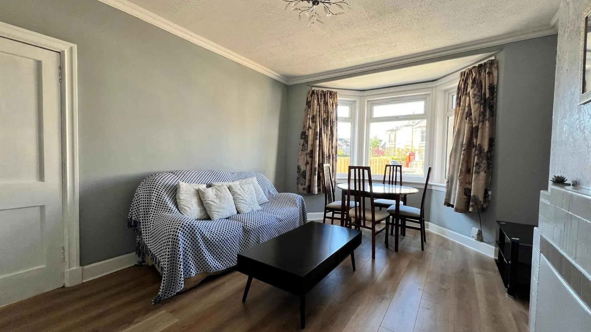 Edinburgh City Centre House 0*,  United Kingdom